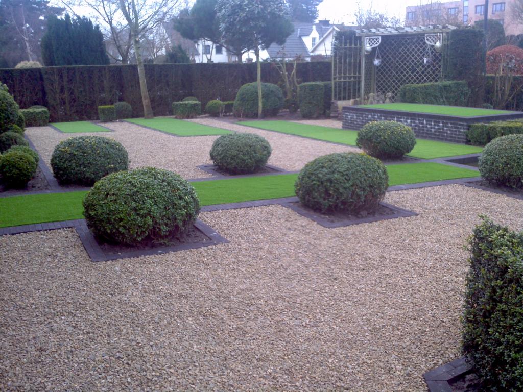 <a href="/node/55">Kunstgras in tuin te Knokke</a>